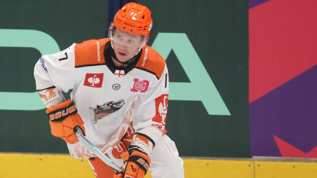 Maxim Golod, Neuzugang der Blue Devils, noch im Trikot von Sheffield.